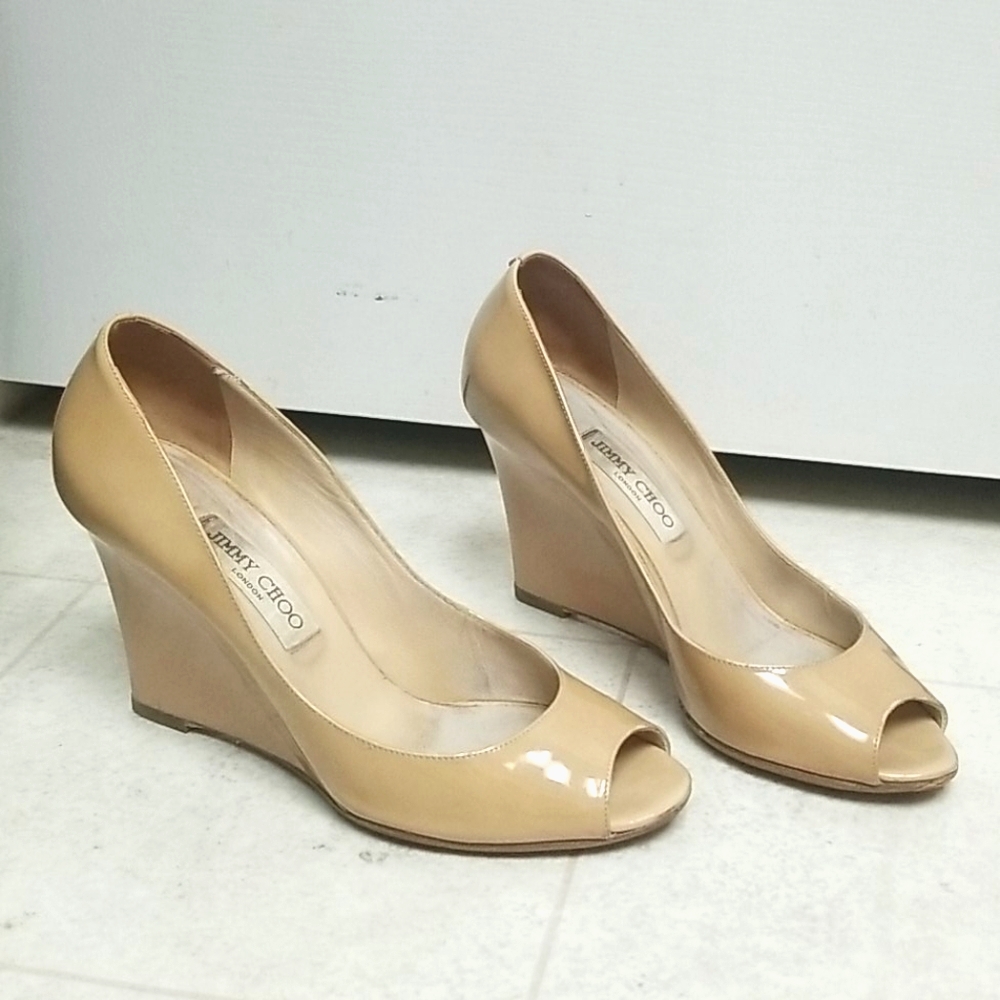 JIMMY CHOO patent leather wedges baxen beige cream